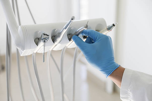 Professional Emergency Dentist technician working in Middletown, IN